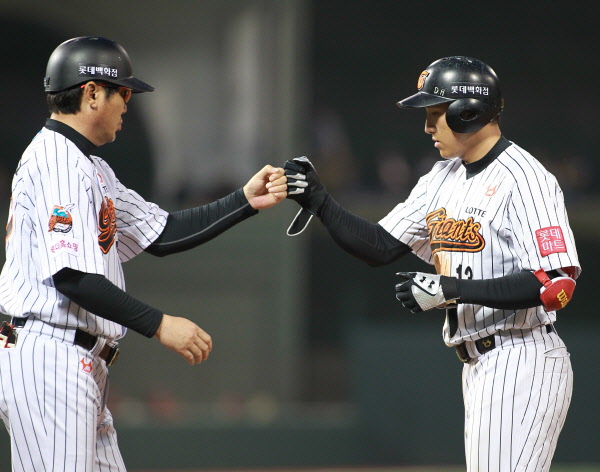 황재균선수의 선취 타점